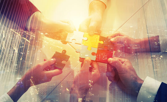 Coach Dr Fahmi - Membangun Tim Kerja yang Solid Menjadi Kunci Kesuksesan dalam Bisnis