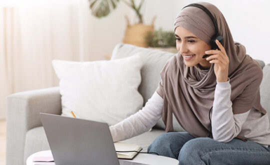 Coach Dr Fahmi - Seminar Online Kesempatan Perkuat Branding Di Masa Pandemi